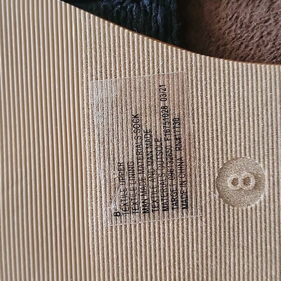 NWT SHADE & SHORE Tan Sandals - Picture 4 of 6